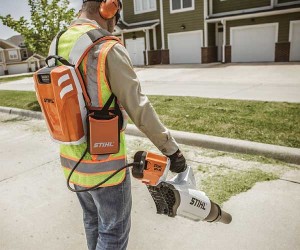 Stihl Cordless Leaf Blower