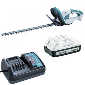 Makita UH522DZ cordless hedge trimmer with battery and charger